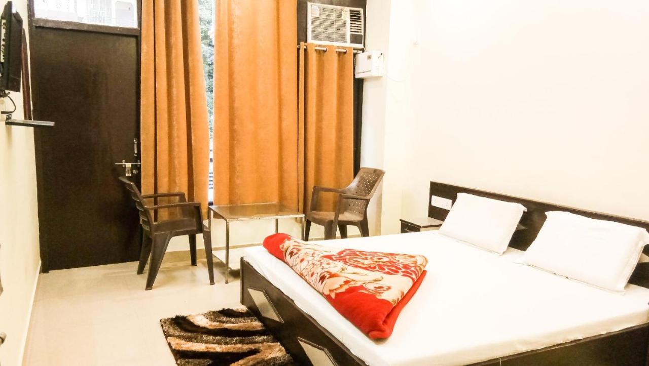 Hotel Orange Classic Rishīkesh 外观 照片